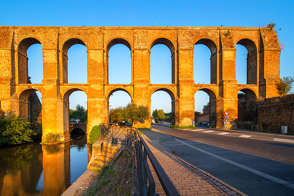 Roman Aqueduct, Nepi, Viterbo, Lazio, Italy, Europe