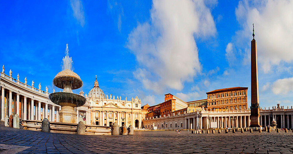 St. Peter's Basilica, Vatican City, UNESCO World Heritage Site, Rome, Lazio, Italy, Europe