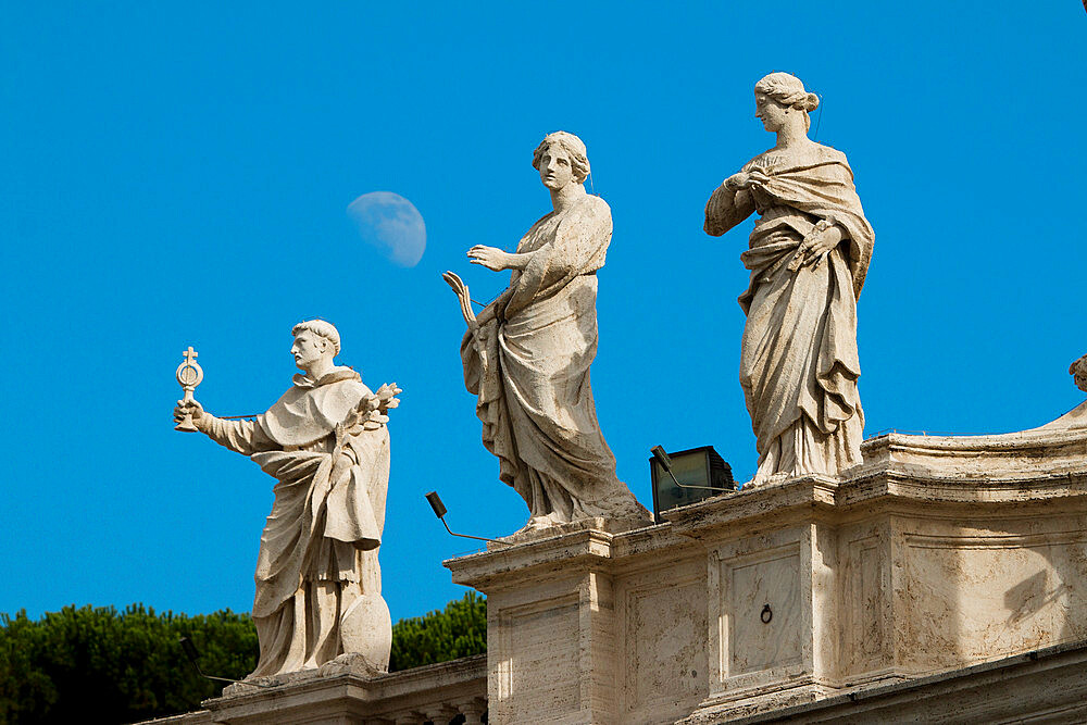 St. Peter's Basilica, Vatican City, UNESCO World Heritage Site, Rome, Lazio, Italy, Europe