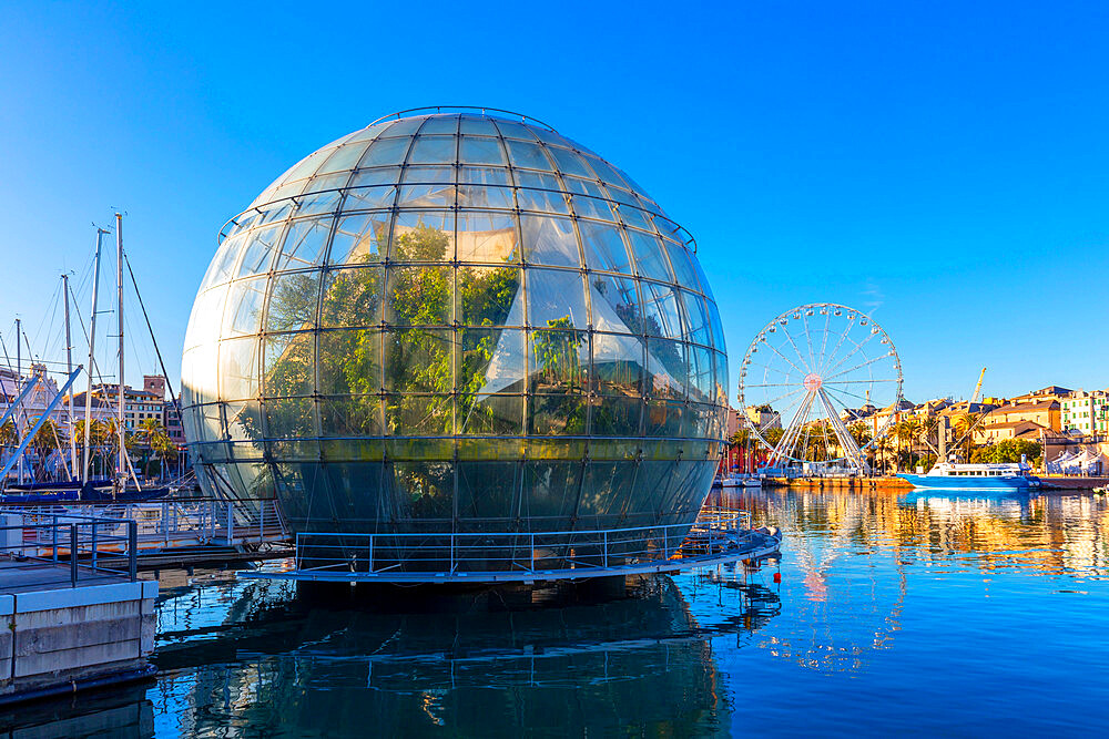 The biosphere, Ancient port, Genova (Genoa), Liguria, Italy, Europe