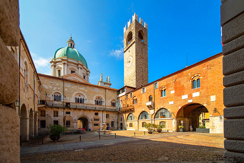 Broletto Palace, Brescia, Lombardia (Lombardy), Italy, Europe