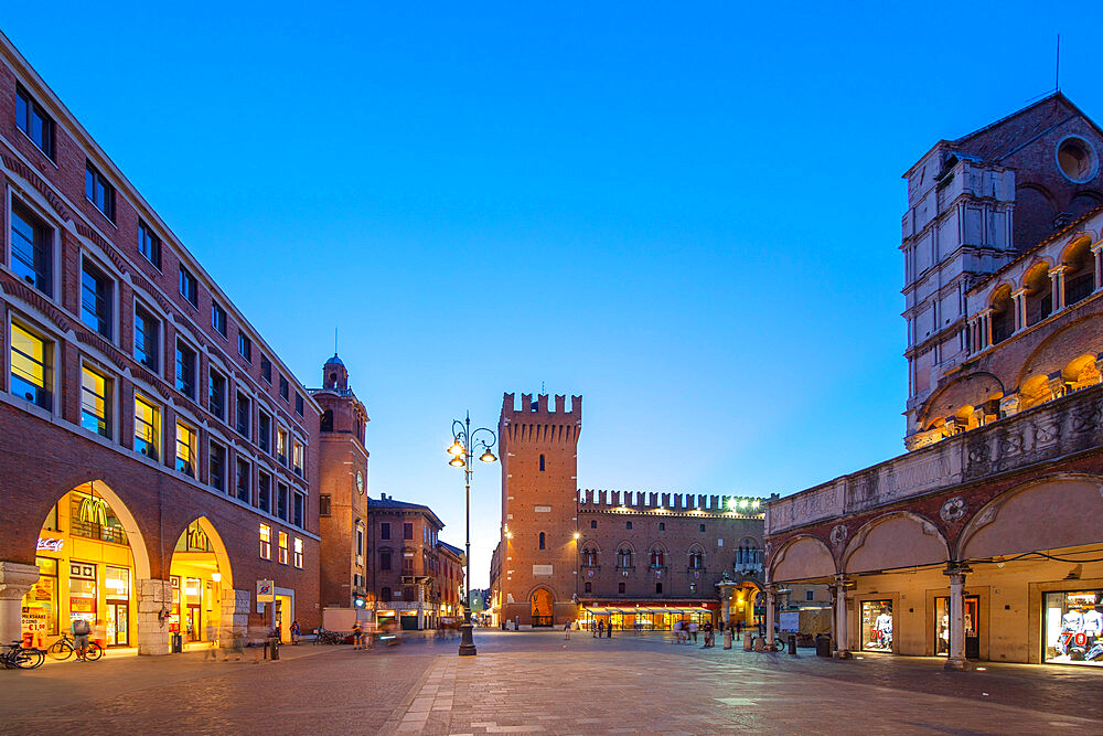 Town Hall, Piazza Trento and Trieste, Ferarra, UNESCO World Heritage Site, Emilia-Romagna, Italy, Europe