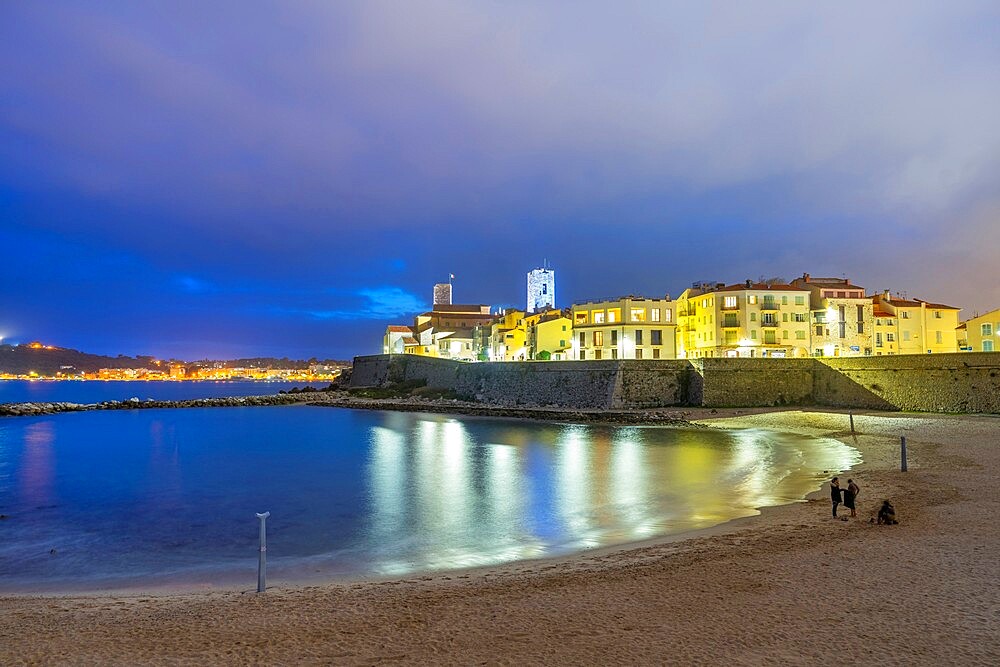 Plage de la Gravette, Antibes, Alpes-Maritimes, Provence-Alpes-Cote d'Azur, France, Mediterranean, Europe