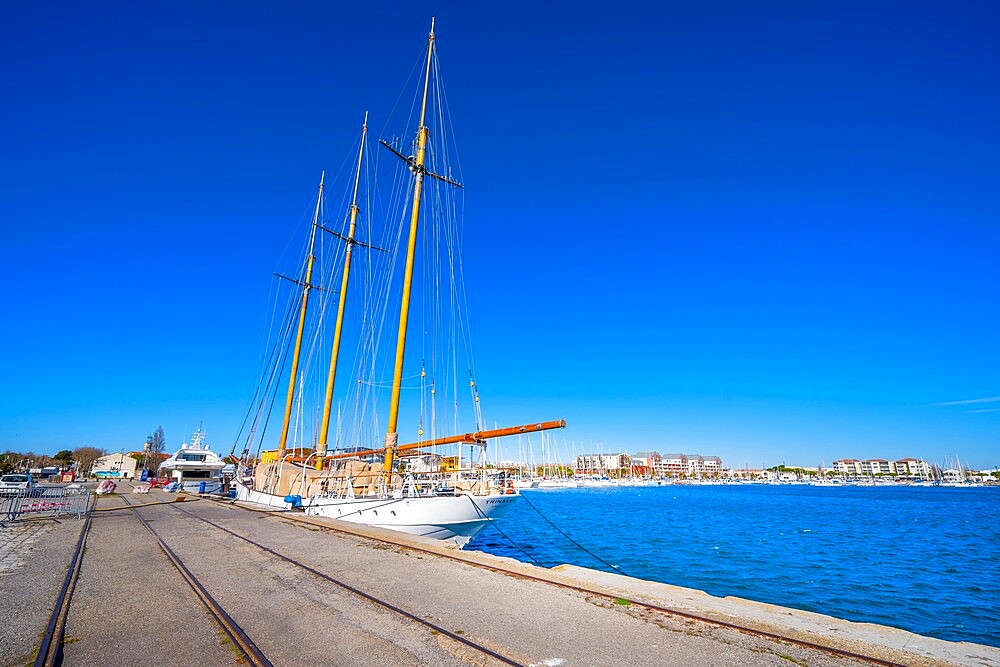 Port-Saint-Louis-du-Rhone, Bouches-du-Rhone, Provence-Alpes-Cote d'Azur, France, Mediterranean, Europe