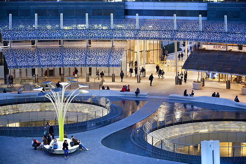 Piazza Gae Aulenti, Porta Nuova district, Milan, Lombardy, Italy, Europe