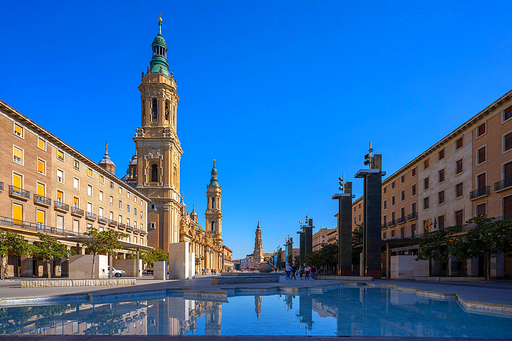 Plaza del Pilar, Zaragoza, Aragon, Spain, Europe