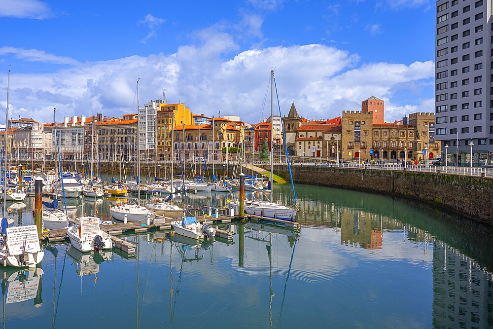 Port of Gijón, Xixón, Asturias, Spain, Bay of Biscay