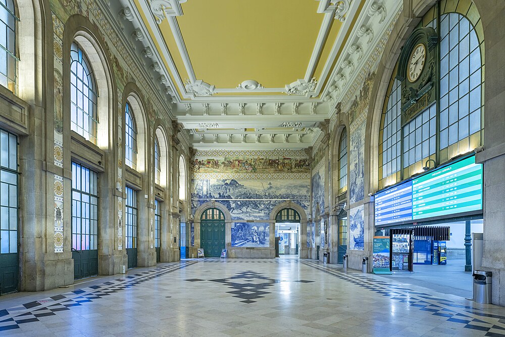 São Bento train station, Porto, Oporto, Portugal