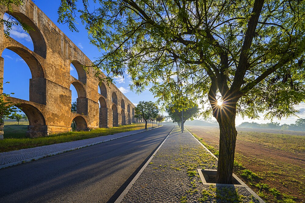 Amoreira Aqueduct, Elvas, Alentejo, Portugal