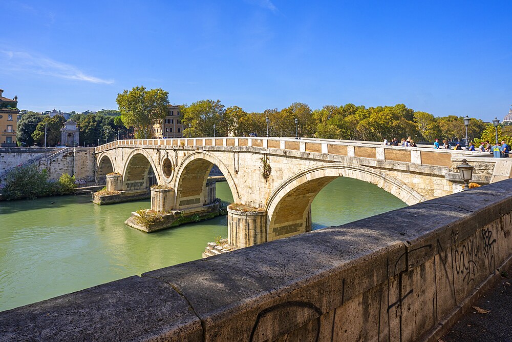 Sisto bridge, Roma, Lazio, Italy