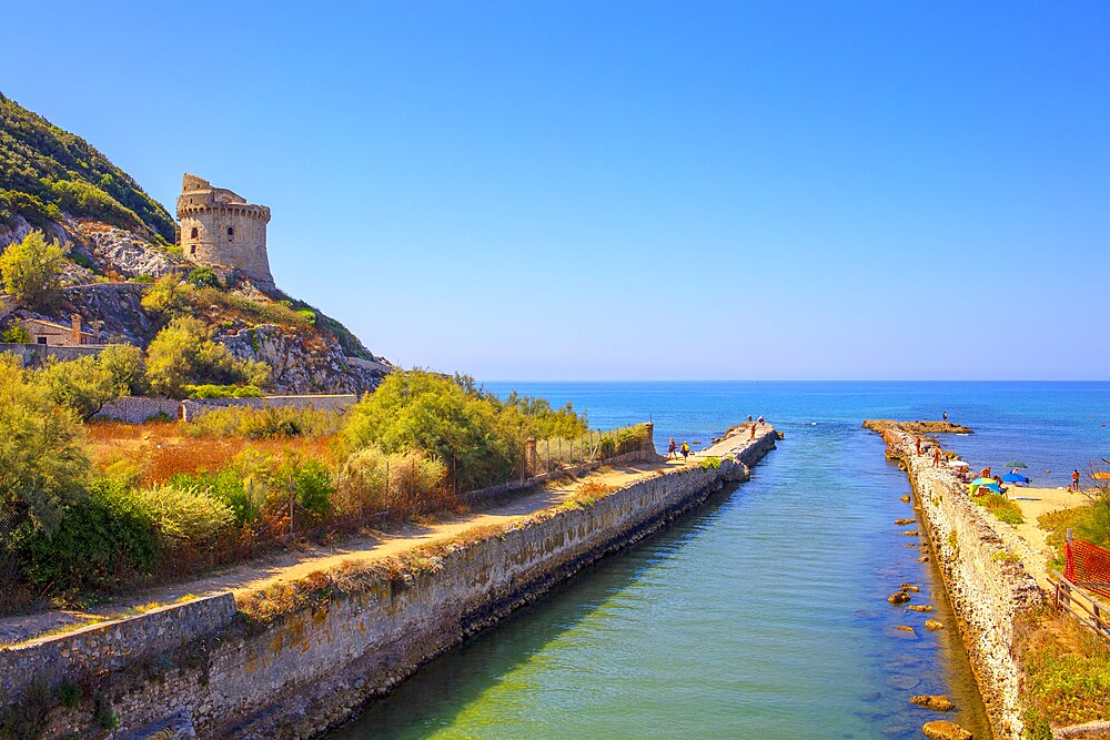 Paola tower, torre Paola, Sabaudia, Latina, Lazio, Italy