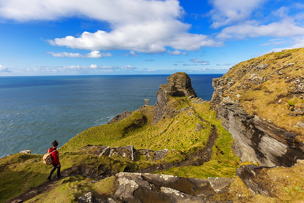 Cliff of Moher, Cliffs Coastal Walk, County Clare, Munster, Republic of Ireland, Europe