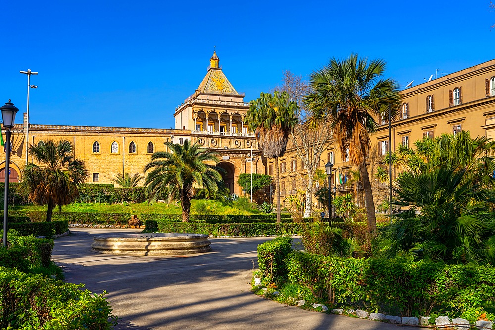 New Gate, Porta Nuova, Palermo, Sicily, Italy