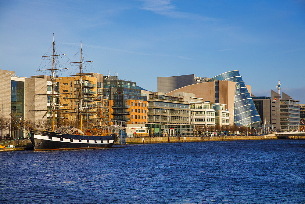 Liffey River, Dublin, Republic of Ireland, Europe