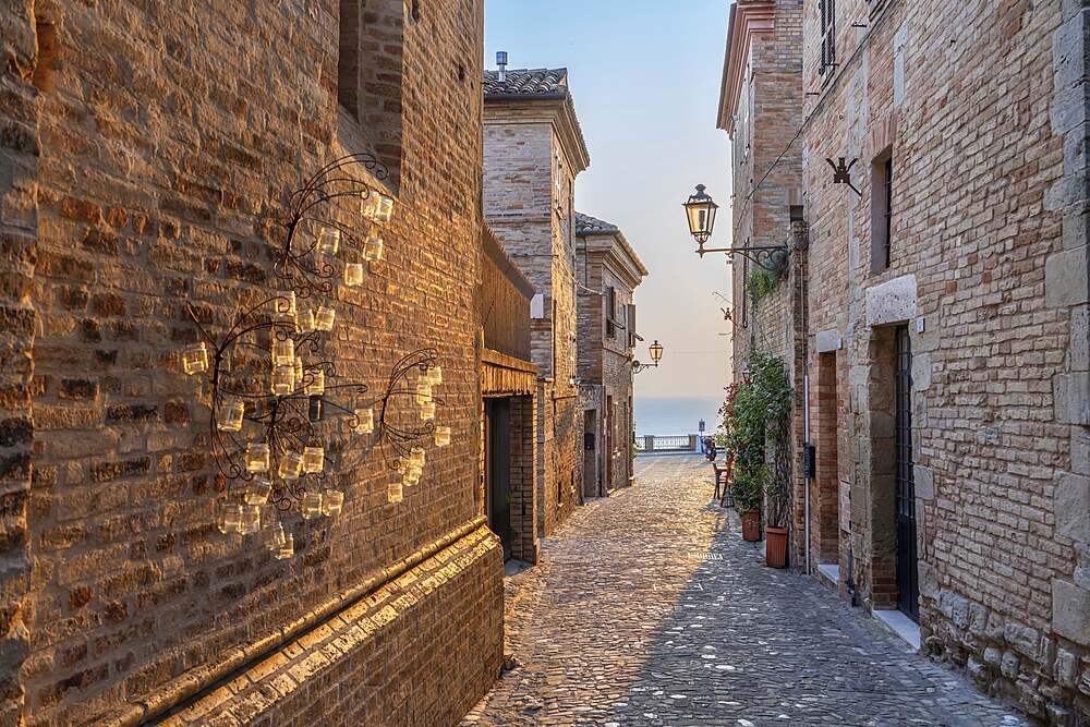 Via Piave, Torre di Palme, Fermo, Ascoli Piceno, Marche, Italy