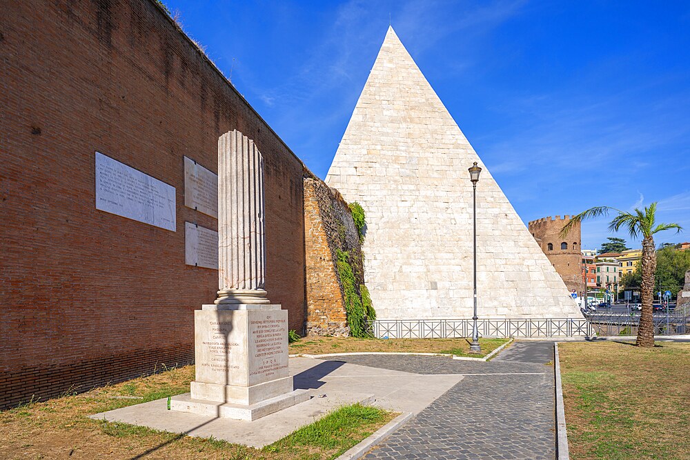 Pyramid of Gaius Cestius, Piramide di Caio Cestio, Roma, Lazio, Italy