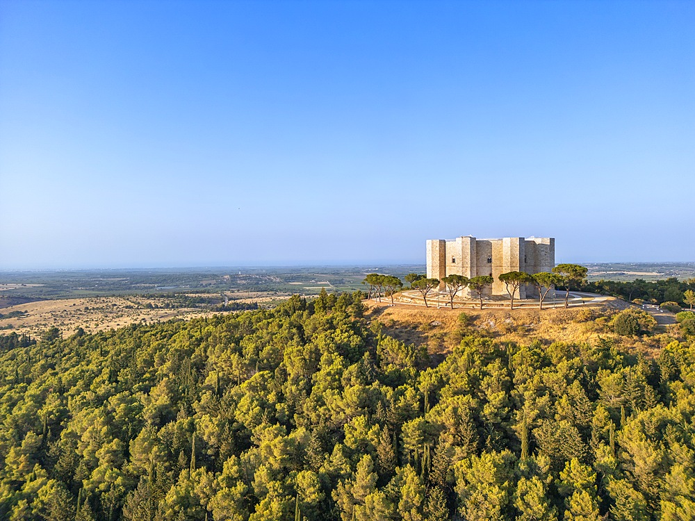 Fortress of Frederick II of Swabia, Castel del Monte, Andria, Western Murge, Barletta, Apulia, Italy, Europe