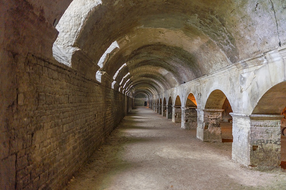 Forum , Cryptoporticoes, Arles, Provence-Alpes-Côte d'Azur, Bouches-du-Rhône, Arles-Crau-Camargue-Montagnette, Camargue, France