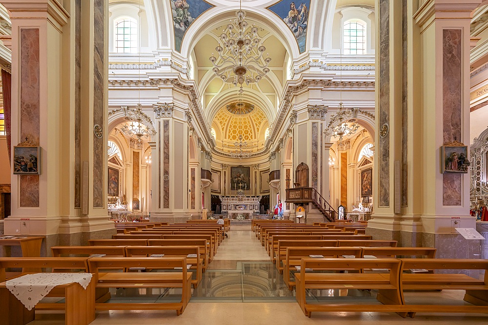 Mother Church of San Giorgio, Locorotondo, Bari, Apulia, Italy