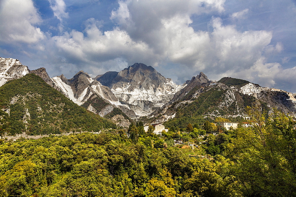 Marble quarries, Carrara, Tuscany, Italy, Europe