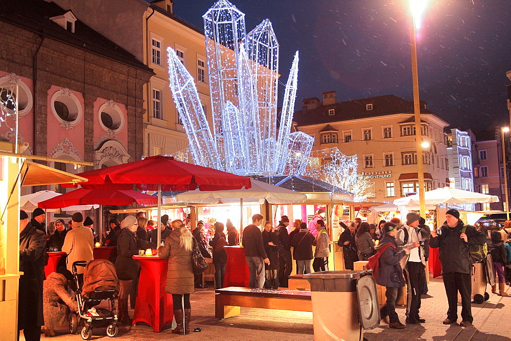 Innsbruck's Christmas markets, Innsbruck, Tyrol, Austria, Europe