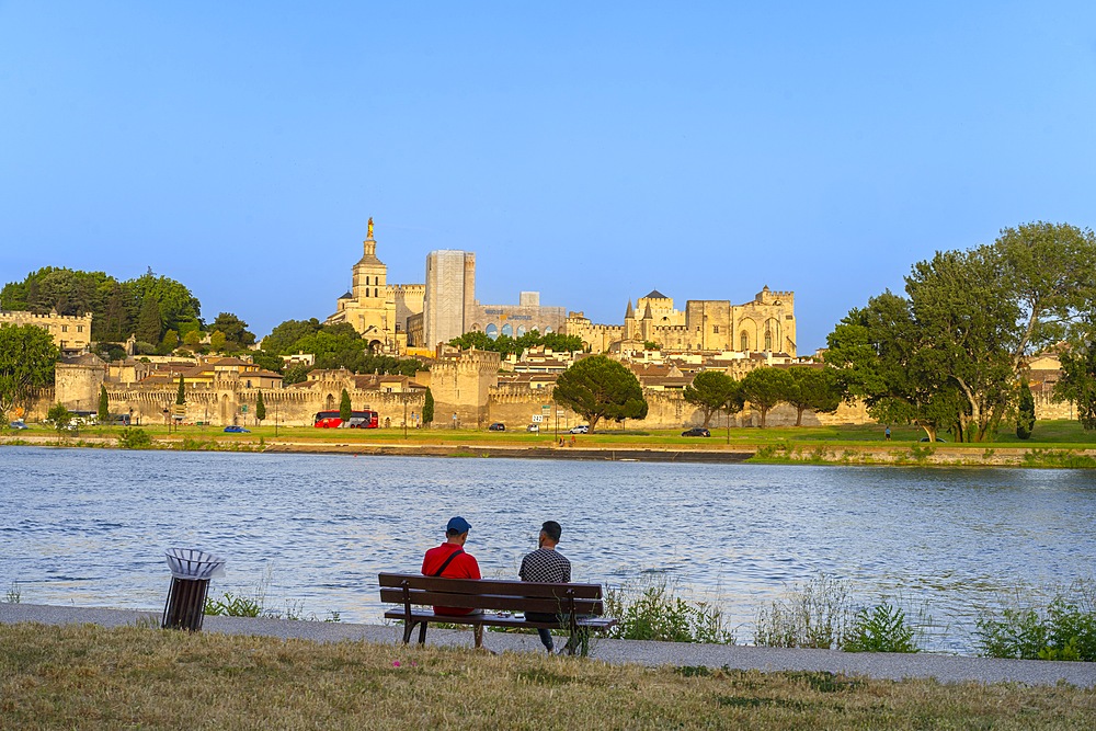 Rhone River, St. Bénézet Bridge, Avignon, Provence-Alpes-Côte d'Azur, Grand Avignon, Rhone Valley, France, UNESCO