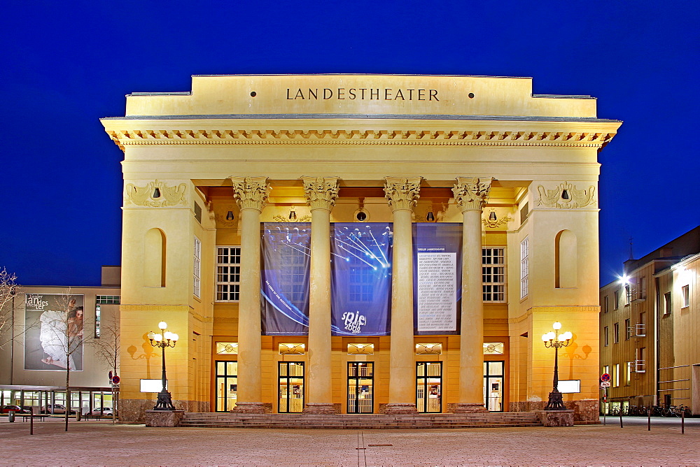 Tiroler Landestheater, Innsbruck, Tyrol, Austria, Europe