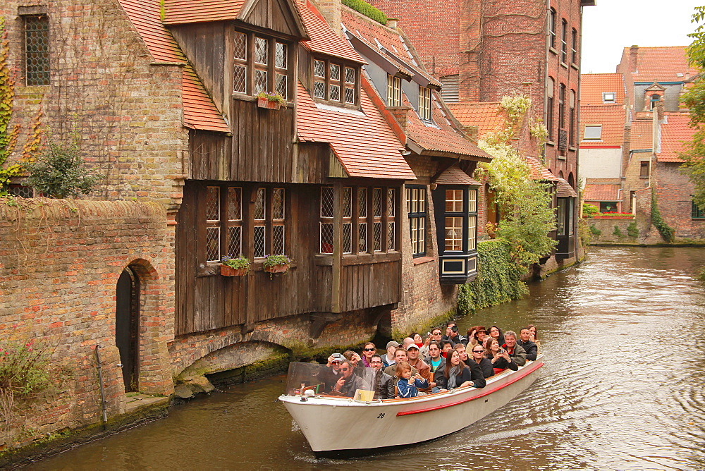 Near St. Bonifacius Bridge, Bruges, Flemish Region, West Flanders, Belgium, Europe