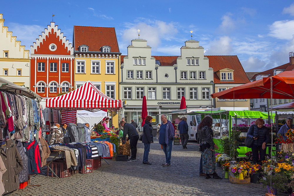 The central market square, Greifswald, Mecklenburg-Vorpommern, Germany, Europe