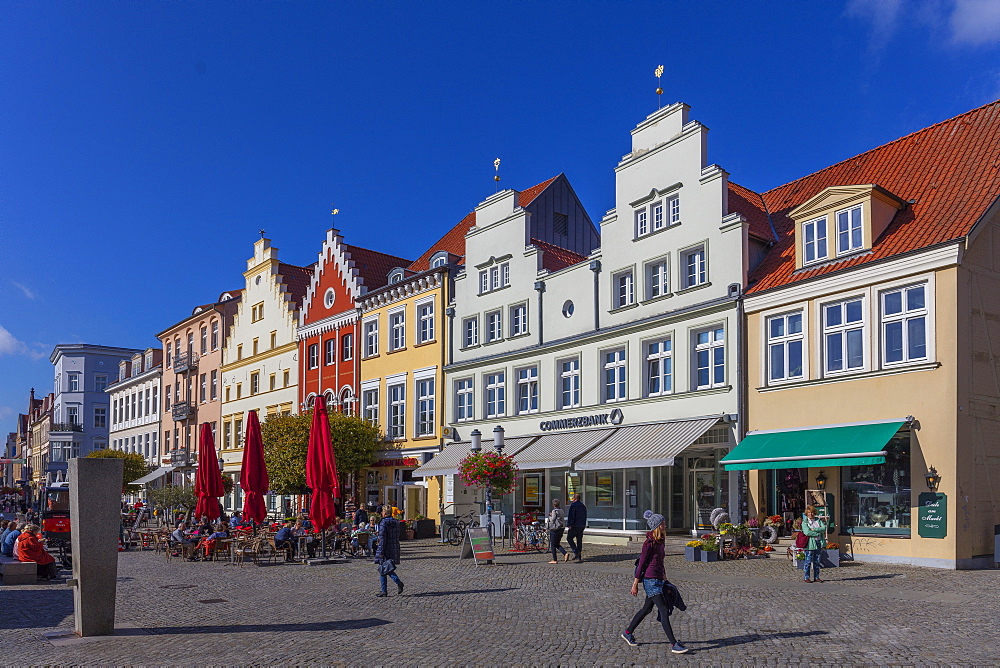 The central market square, Greifswald, Mecklenburg-Vorpommern, Germany, Europe