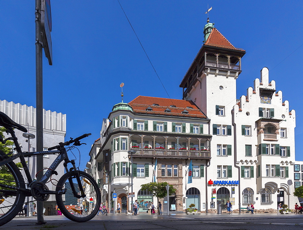 Kufstein-Sparkasse Building, Kufstein, Tyrol, Austria, Europe