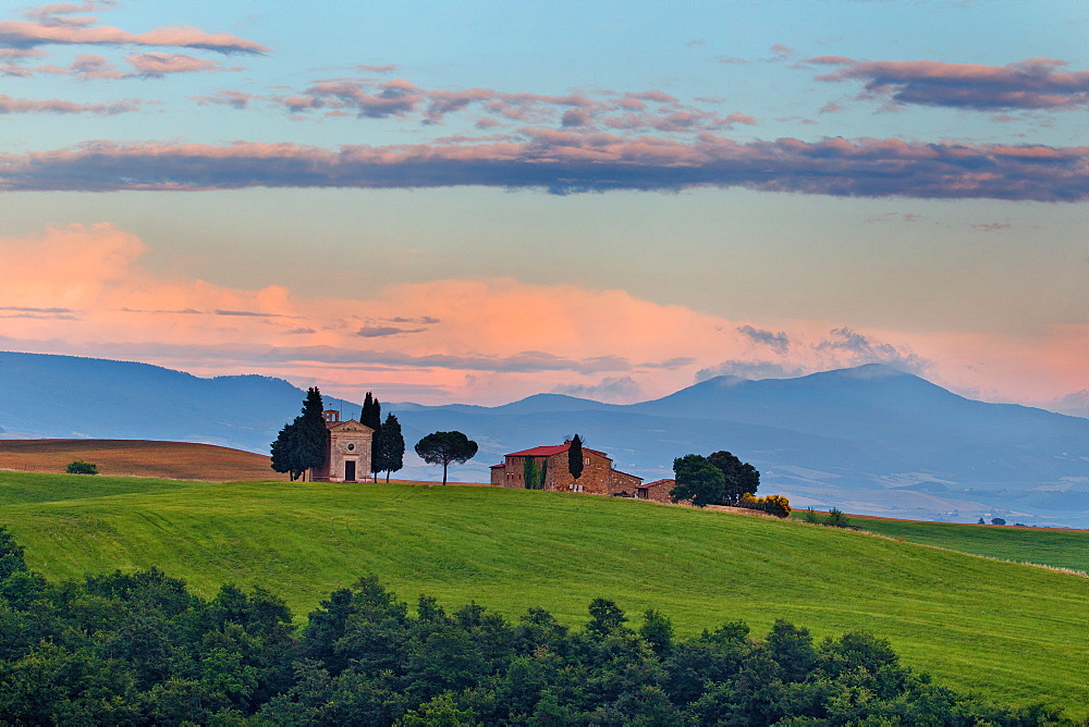 Vitaleta Church, San Quirico d'Orcia, Val d'Orcia, UNESCO World Heritage Site, Tuscany, Italy, Europe