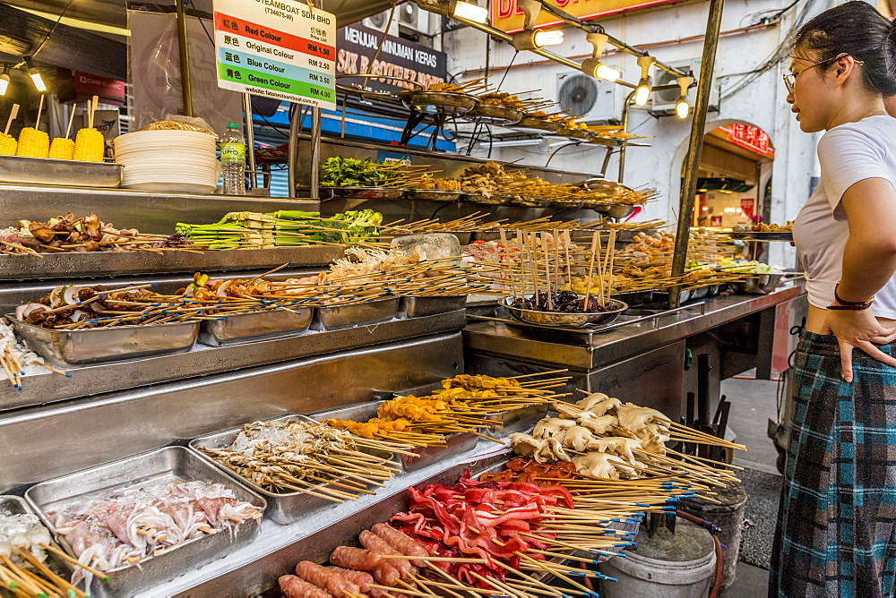 Local food market in Chinatown in Kuala Lumpur, Malaysia, Southeast Asia, Asia