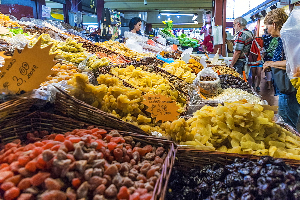 The Friday market in Ventimiglia, Liguria, Italy, Europe