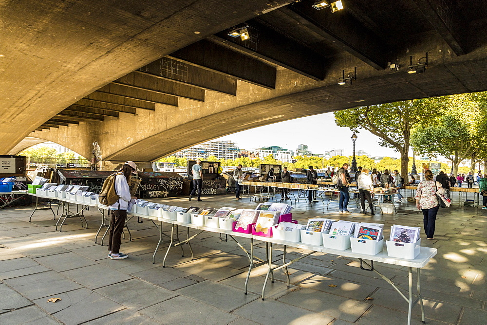 A second hand book stall on the South Bank, London, England, United Kingdom, Europe