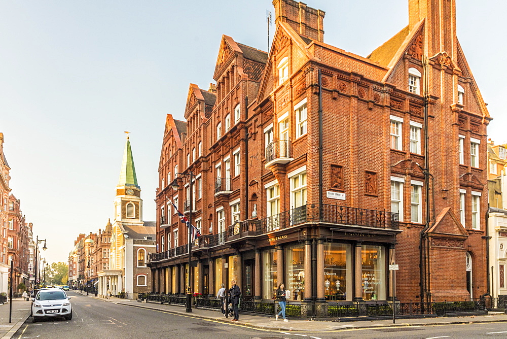 Grand buildings in Mayfair, London, England, United Kingdom, Europe