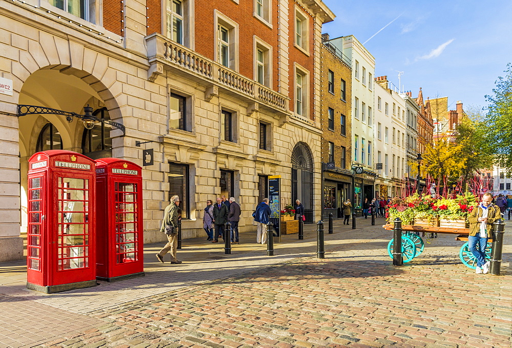 A street scene in Covent Garden, London, England, United Kingdom, Europe