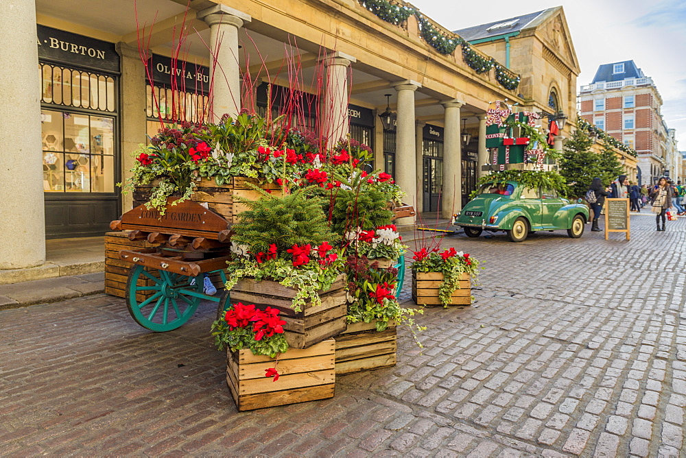 Christmas in Covent Garden Market, London, England, United Kingdom, Europe