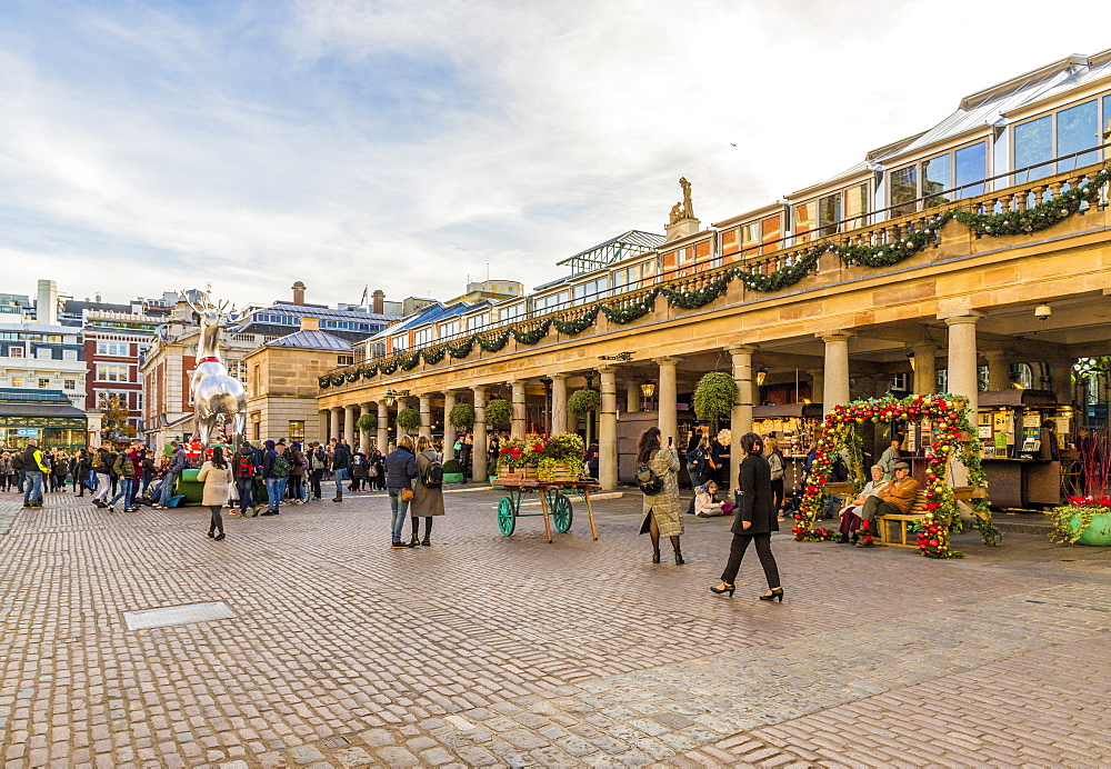 Christmas in Covent Garden Market, London, England, United Kingdom, Europe