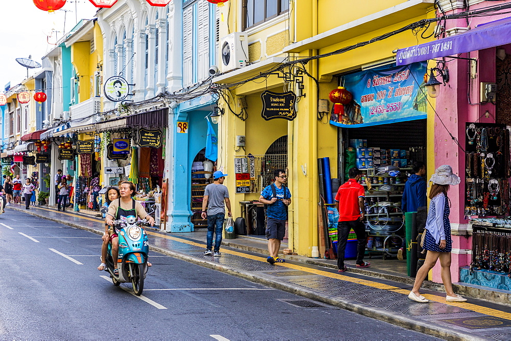 Beautiful Sino-Portuguese architecture on Thalang Road in Phuket old town, Phuket, Thailand, Southeast Asia, Asia