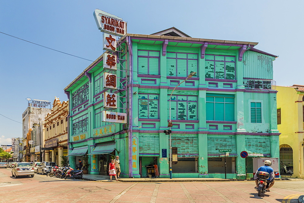 A street scene, George Town, Penang Island, Malaysia, Southeast Asia, Asia