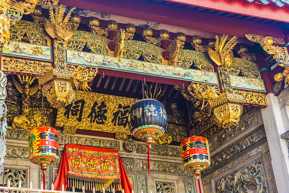 Ornate detail at the Khoo Kongsi temple, George Town, UNESCO World Heritage Site, Penang Island, Malaysia, Southeast Asia, Asia