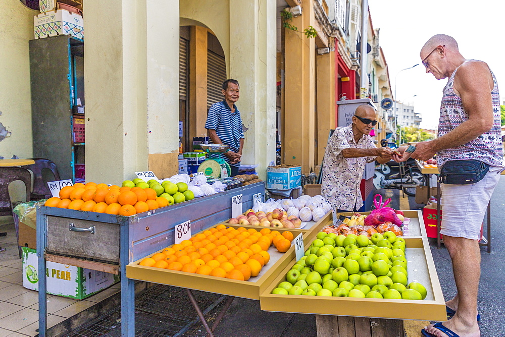 Fruit stall at Campbell Street Market in George Town, UNESCO World Heritage site, Penang Island, Malaysia, Southeast Asia, Asia