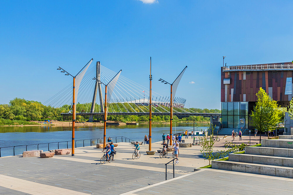 Vistulan Boulevards beside the River Vistula, Warsaw, Poland, Europe