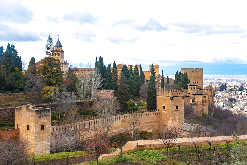 View of Alhambra Palace complex from Generallife, UNESCO World Heritage Site, Granada, Andalucia, Spain, Europe