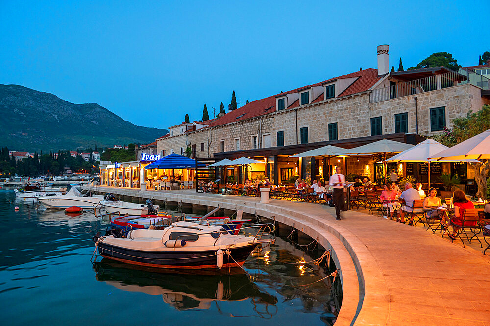 Restaurants on the waterfront, Cavtat on the Adriatic Sea, Cavtat, Dubrovnik Riviera, Croatia, Europe