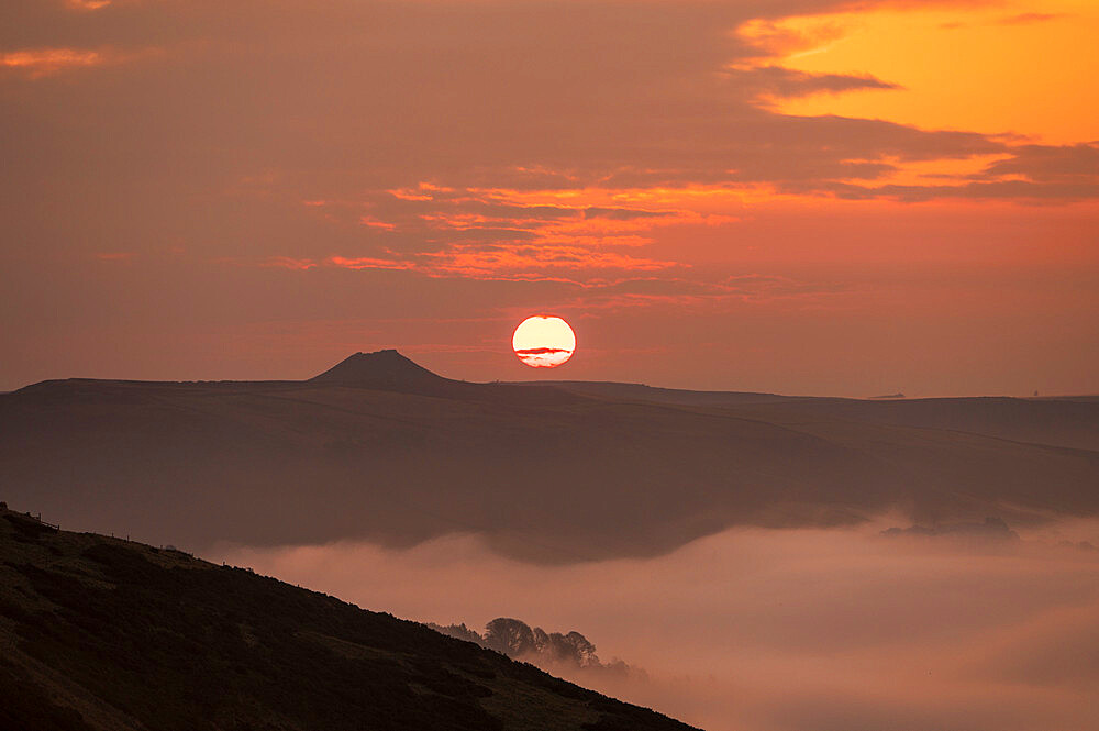 Sunrise with view of Win Hill looking across the cloud filled valley of Edale, Peak District, Derbyshire, England, United Kingdom, Europe