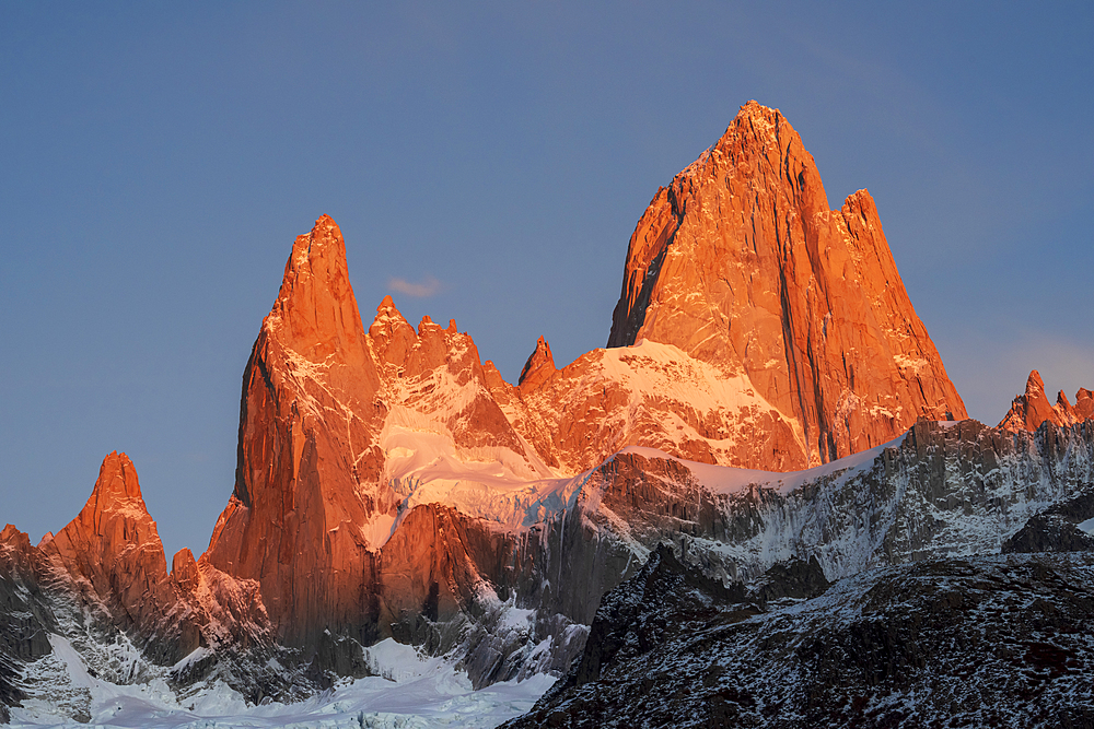 Mountain range of Cerro Fitz Roy and Cerro Torre at sunrise, Los Glaciares National Park, UNESCO World Heritage Site, El Chalten, Patagonia, Argentina, South America