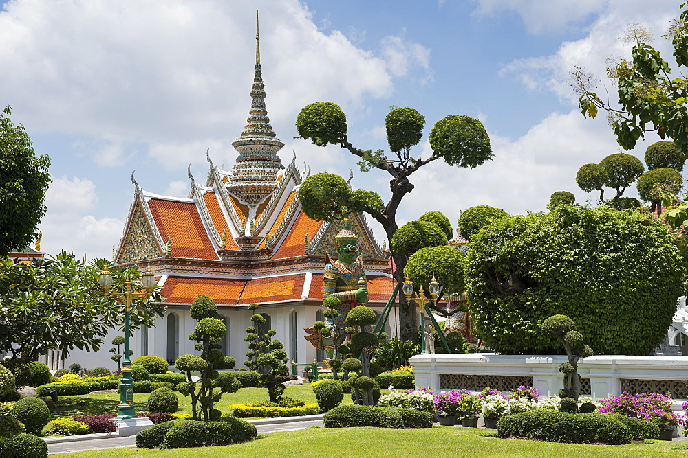 Wat Arun (The Temple of Dawn), Bangkok, Thailand, Southeast Asia, Asia