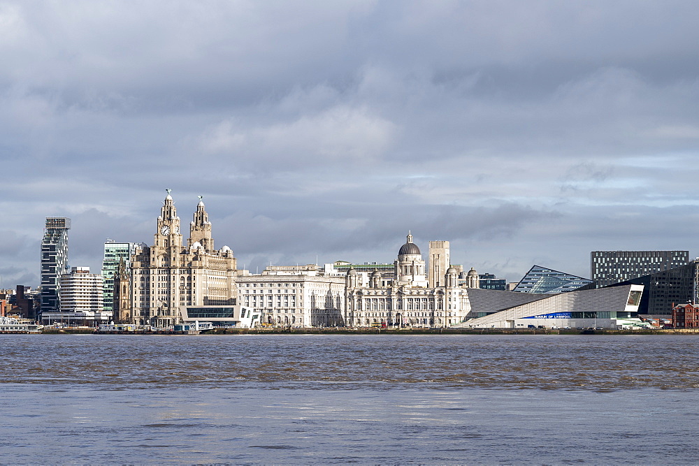 The Liver Buildings, Three Graces and Liverpool Museum, Liverpool, Merseyside, England, United Kingdom, Europe